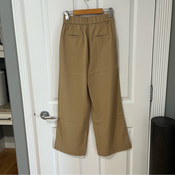 Elegant Tan Wide-Leg Trousers - Picture 6 of 9